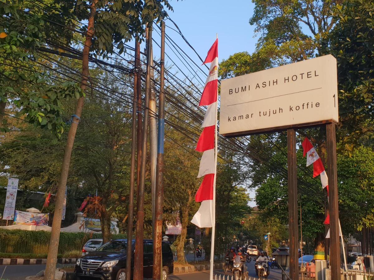 Hotel Bumi Asih Gedung Sate Bandung Exterior foto